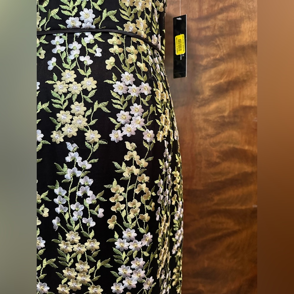 Tahari ASL Black and Gold Floral Dress - Picture 7 of 16
